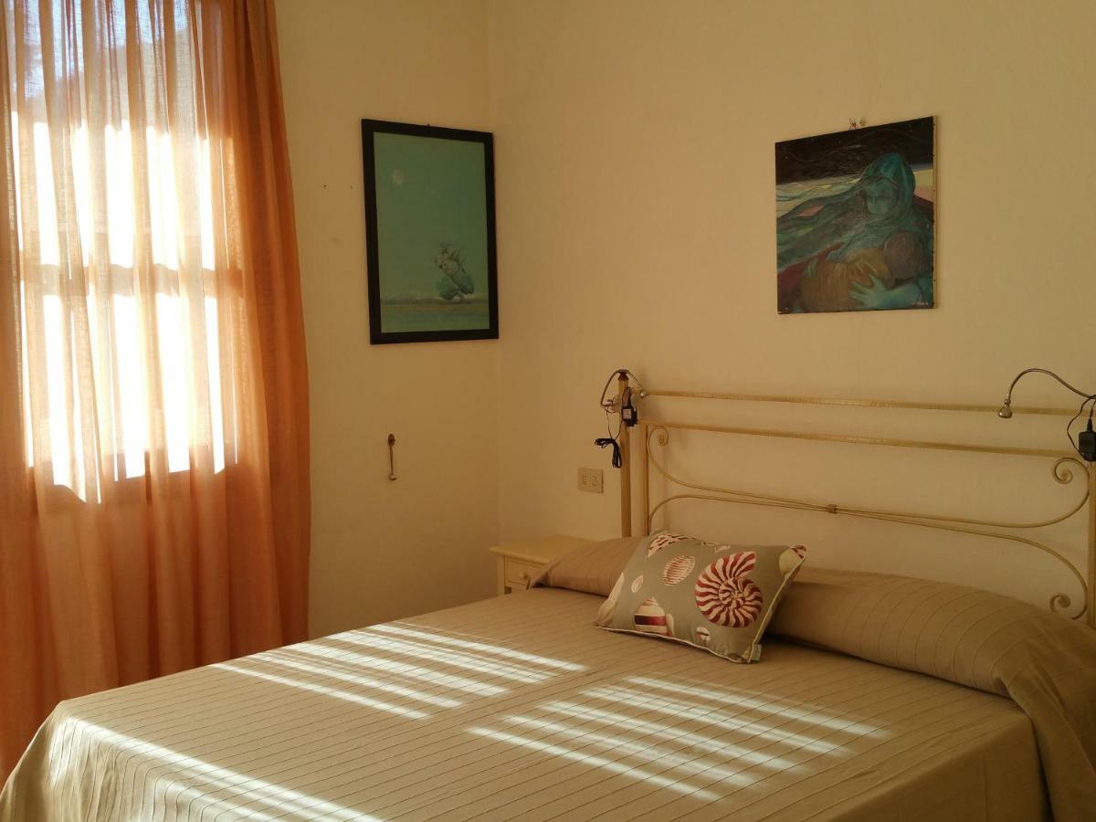 Residence Frontemare Santa Teresa Gallura Exterior foto